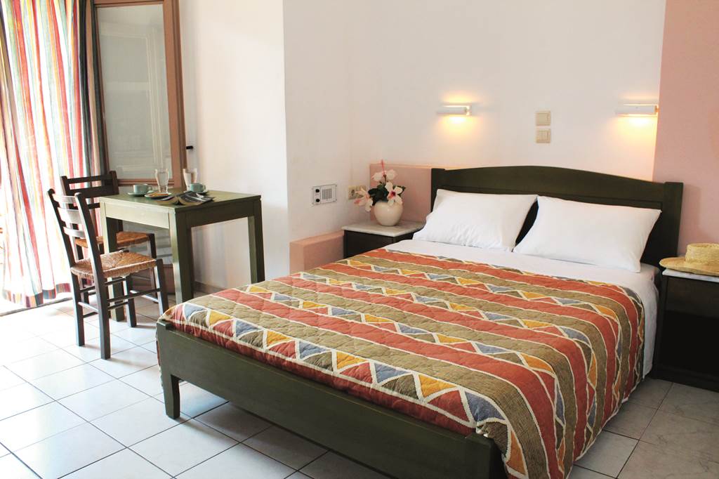 HER_71063_LATANIA_APARTMENTS_0113_04.jpg