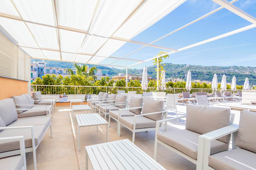 NAP_78553_Michelangelo_Hotel_0623_07.jpg