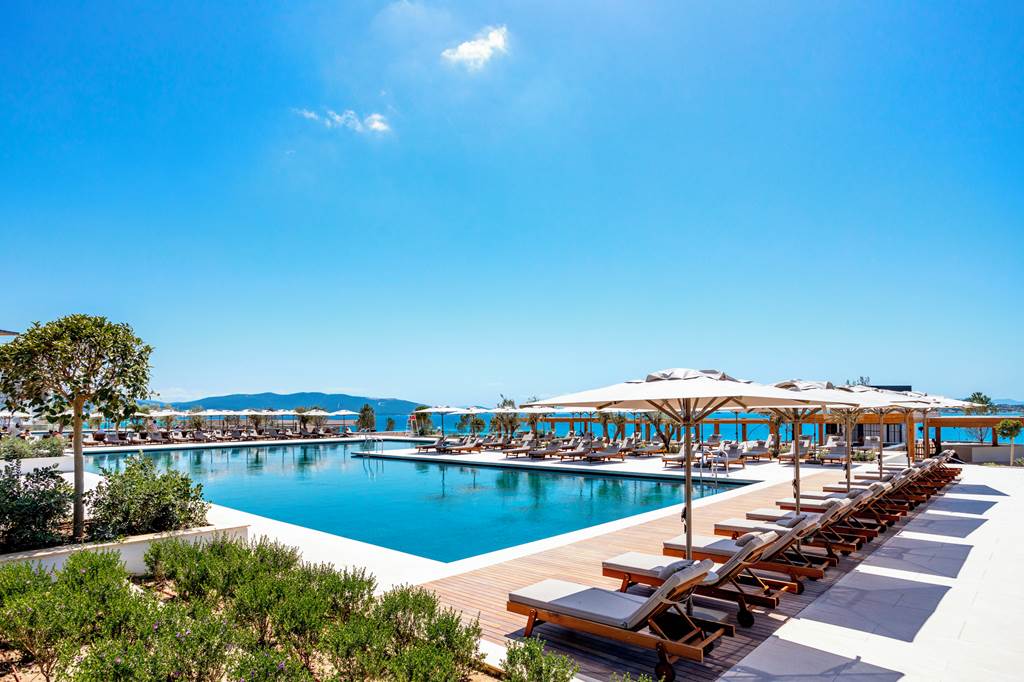 BJV_85636_Anda_Barut_Collection_0524_16.jpg