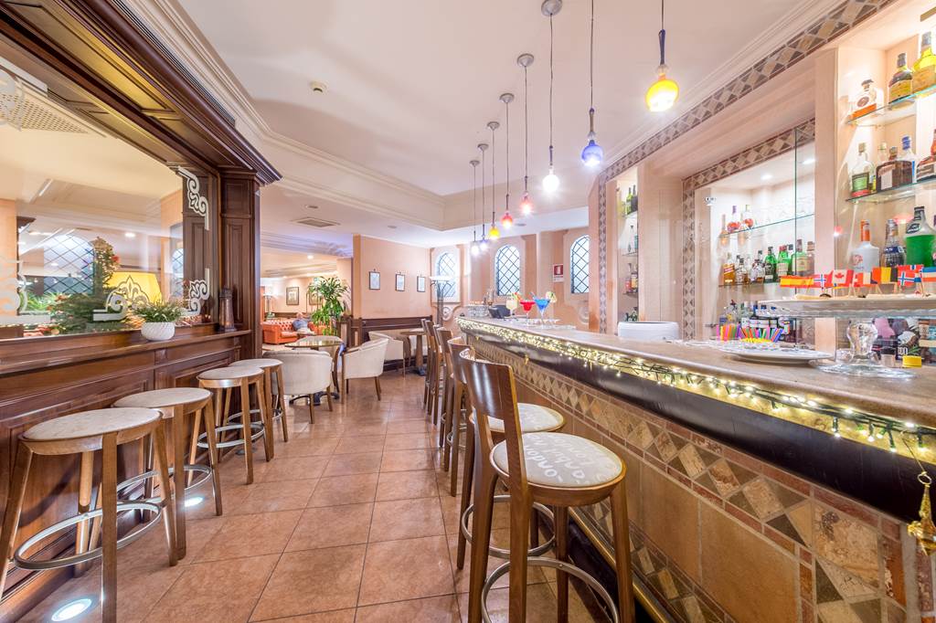 NAP_78553_Michelangelo_Hotel_0418_13.jpg