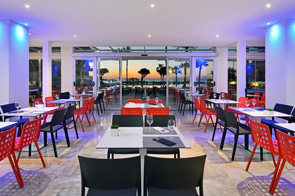 AGP_72727_sol_house_costa_del_sol_mixed_ibiza_rocks_0517_12.jpg