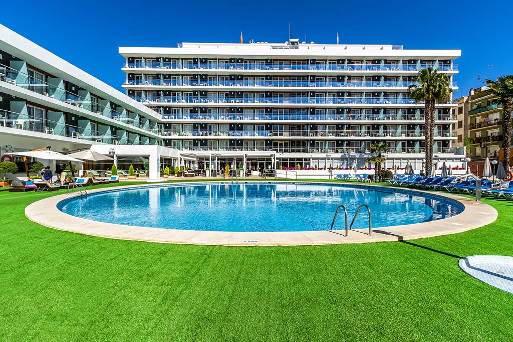 GRO_74438_Hotel_Anabel_0618_02.jpg