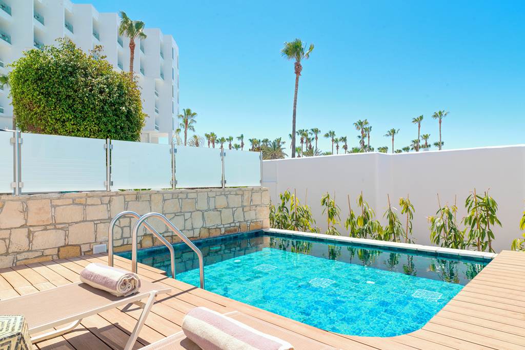 PFO_74527_Leonardo_Plaza_Cypria_Maris_Beach_Hotel_&_Spa_0523_06.jpg