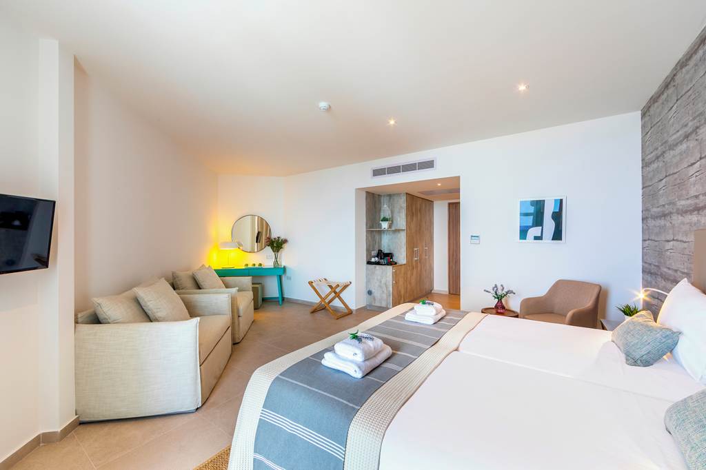 PFO_74527_Leonardo_Plaza_Cypria_Maris_Beach_Hotel_&_Spa_0519_16.jpg