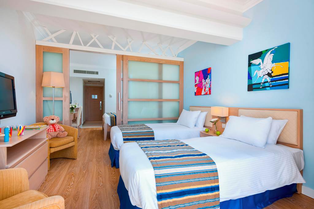 PFO_72162_Olympic_Lagoon_Resort_Paphos_0920_03.jpg
