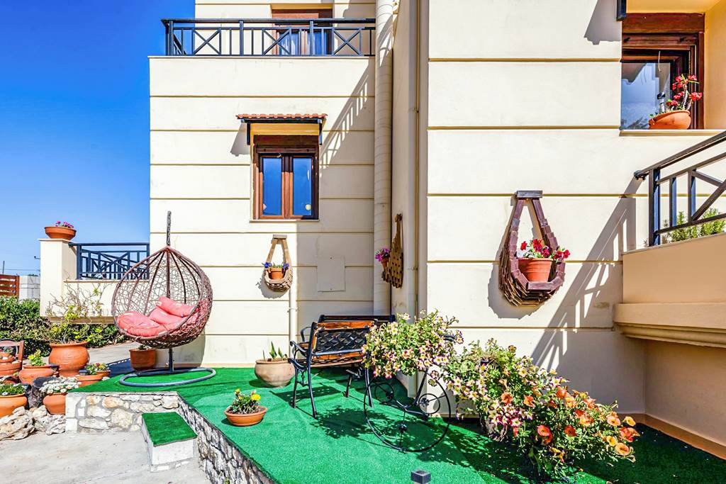 HER_88685_Villa_Rosemary_Crete_1224_06.jpg