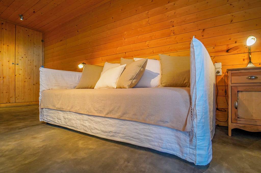 PVK_80579_Enetiko_Resort_Suites_&_Spa_0923_03.jpg