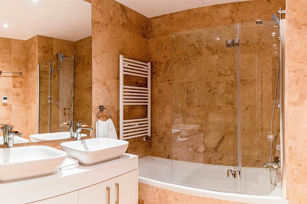 PFO_88032_Elite_Superior_Five_Bedroom_Villa_with_Private_Pool_UV07_0824_08.jpg