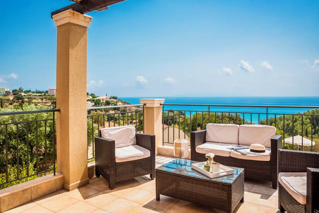 EFL_86462_Villa_Aphrodite_Blue_1123_02.jpg