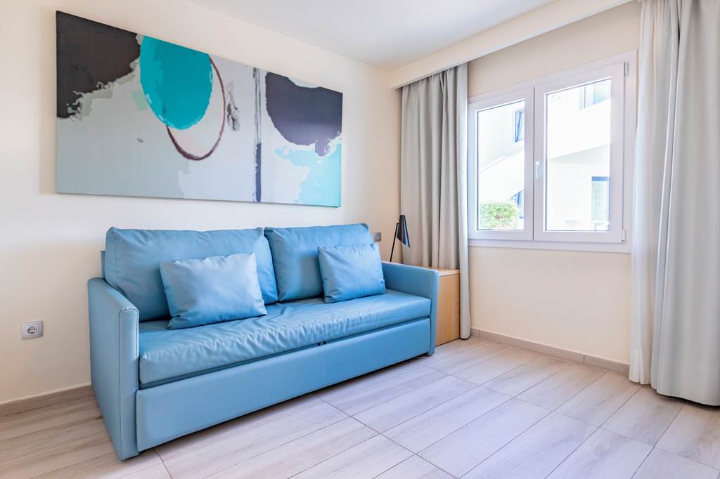 ACE_74491_Aqua_Suites_Boutique_Hotel_0120_11.jpg
