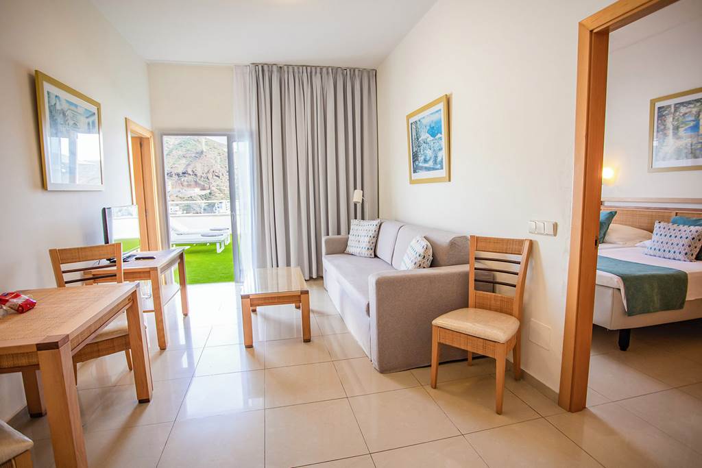 LPA_68527_Aparthotel_Servatur_Terrazamar_Suites_1222_04.jpg