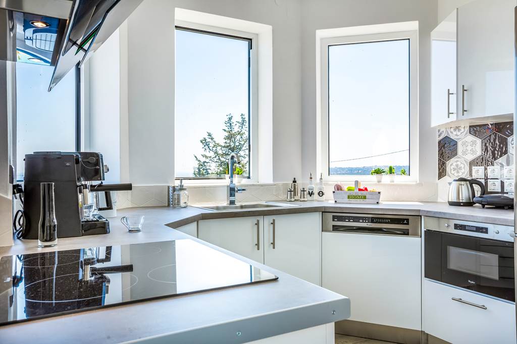 EFL_77158_Villa_Aris_0917_18.jpg