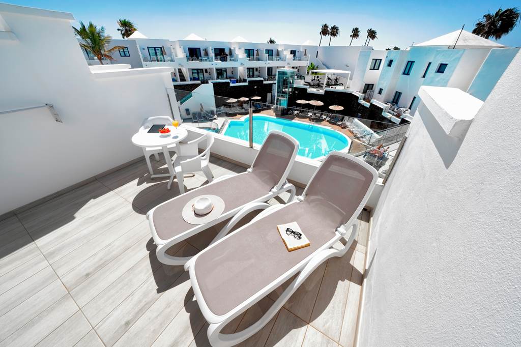 ACE_74491_Aqua_Suites_Boutique_Hotel_1022_09.jpg