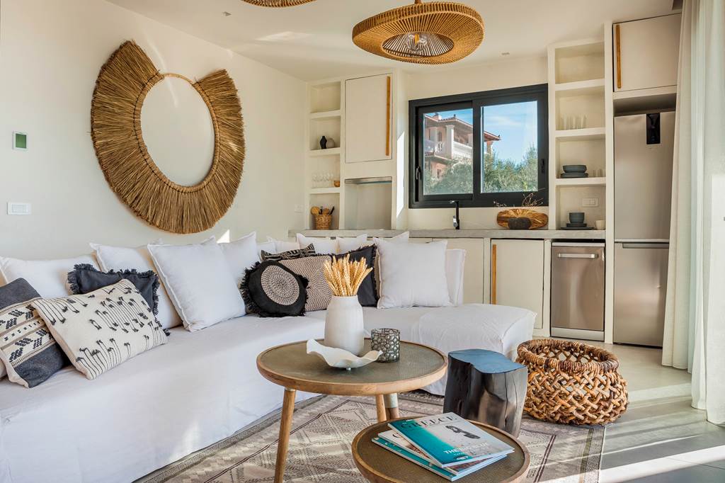 EFL_86464_Villa_Olive_Bay_View_1123_07.jpg