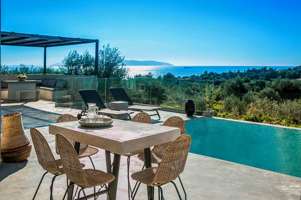 EFL_86464_Villa_Olive_Bay_View_1123_01.jpg