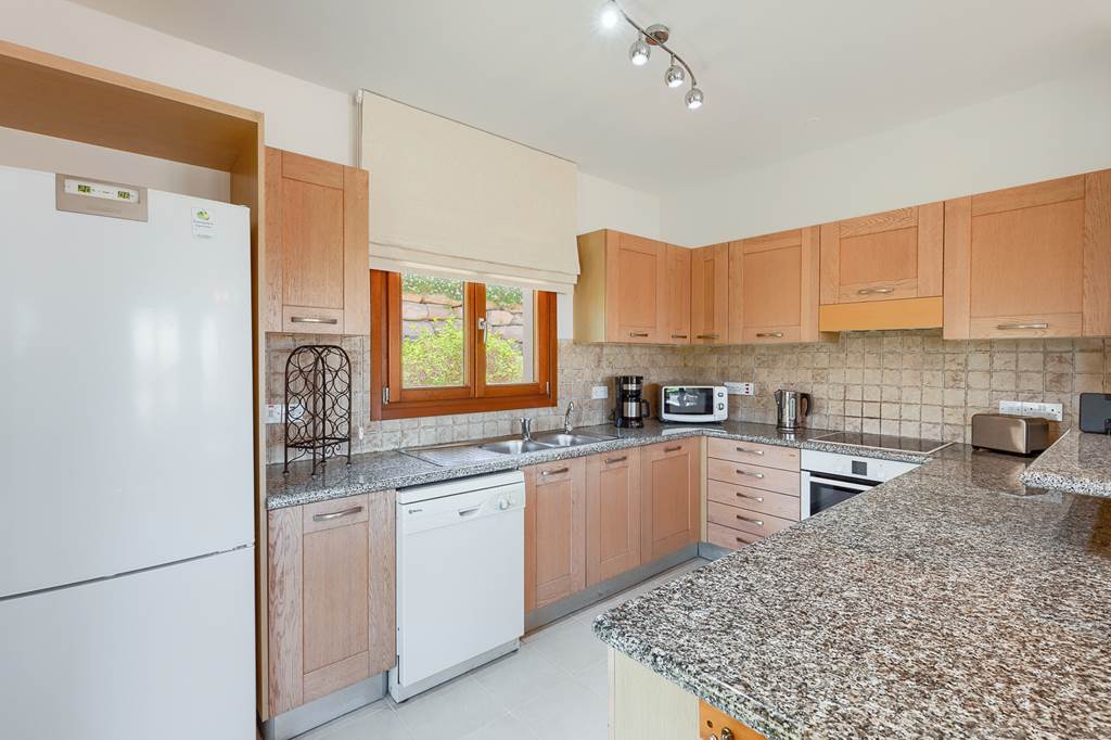 PFO_75575_Aphrodite_Hills_Holiday_Residences_-_Junior_Three_Bedroom_Villa_0421_02.jpg