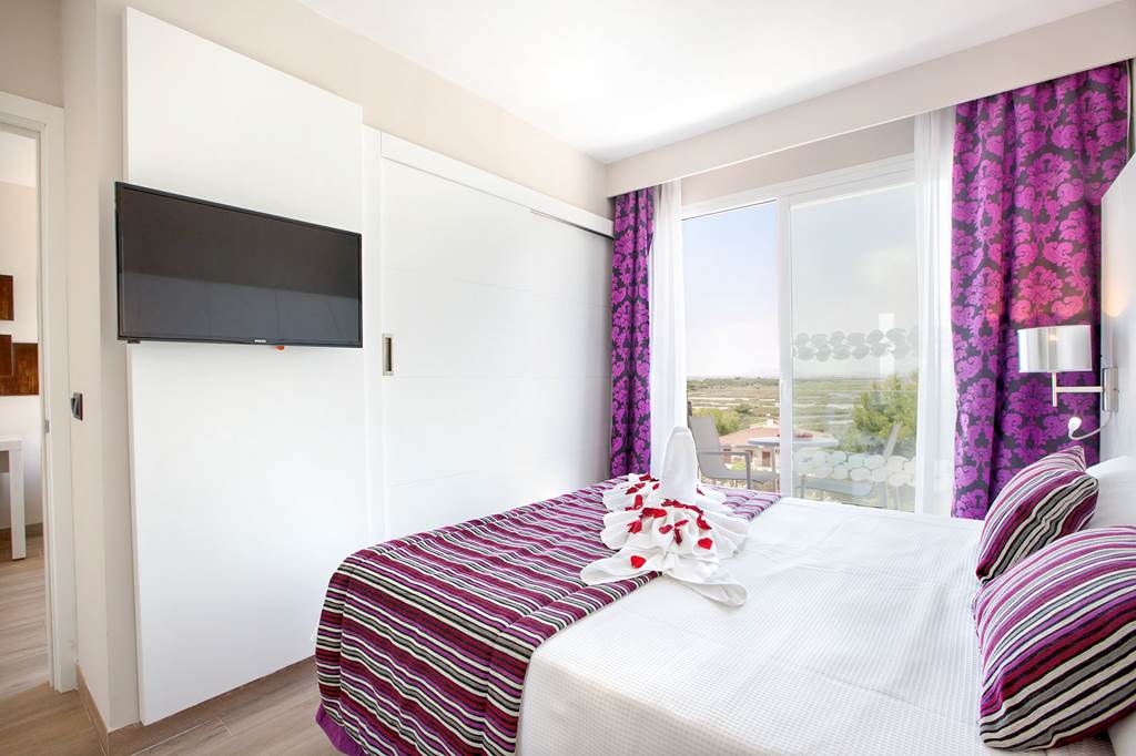 PMI_74702_Playa_De_Muro_Suites_1116_08.jpg