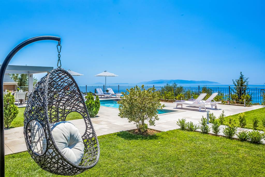 EFL_77158_Villa_Aris_0917_04.jpg