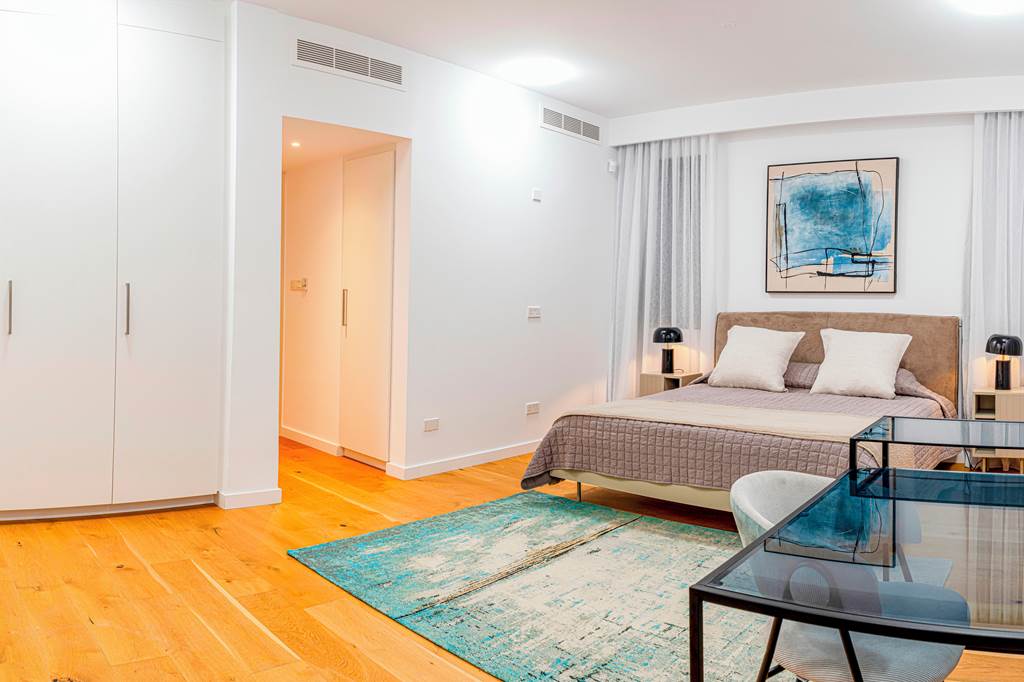 PFO_88032_Elite_Superior_Five_Bedroom_Villa_with_Private_Pool_UV07_0824_06.jpg