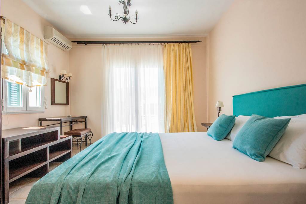 ATH_88443_Aegean_Villas_1124_08.jpg