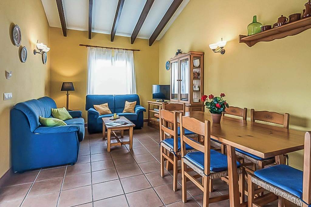 MAH_85644_Villa_Nuria_Bosch_0723_03.jpg