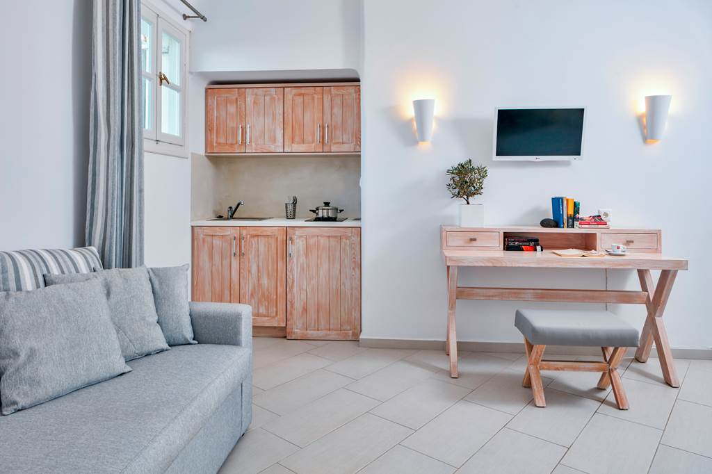 JTR_81449_Aegean_Plaza_1119_10.jpg