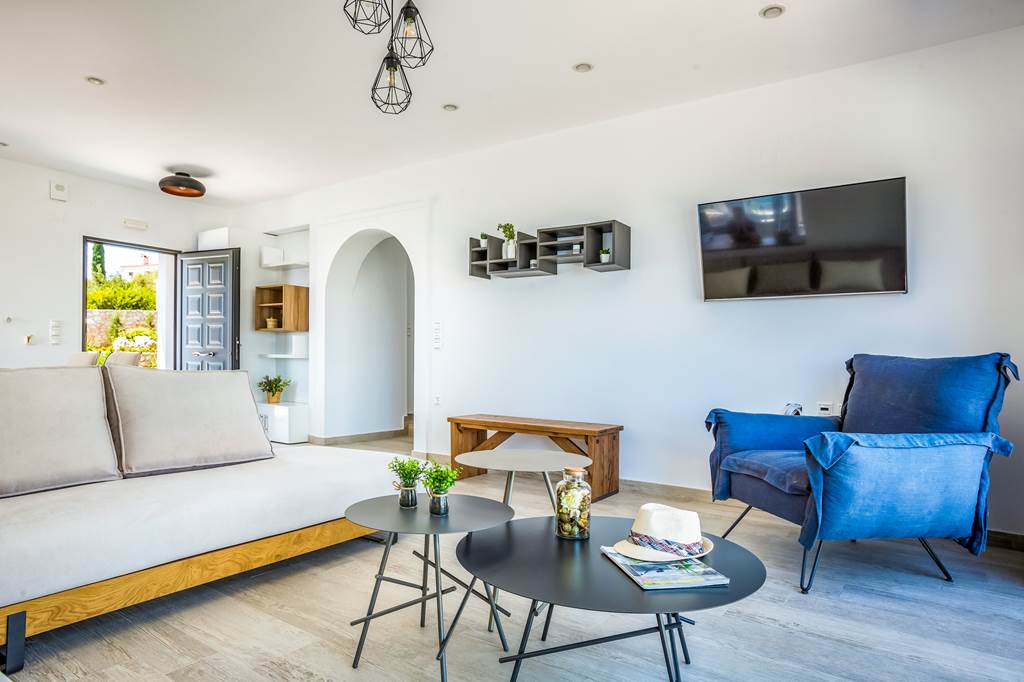 EFL_77158_Villa_Aris_0917_14.jpg