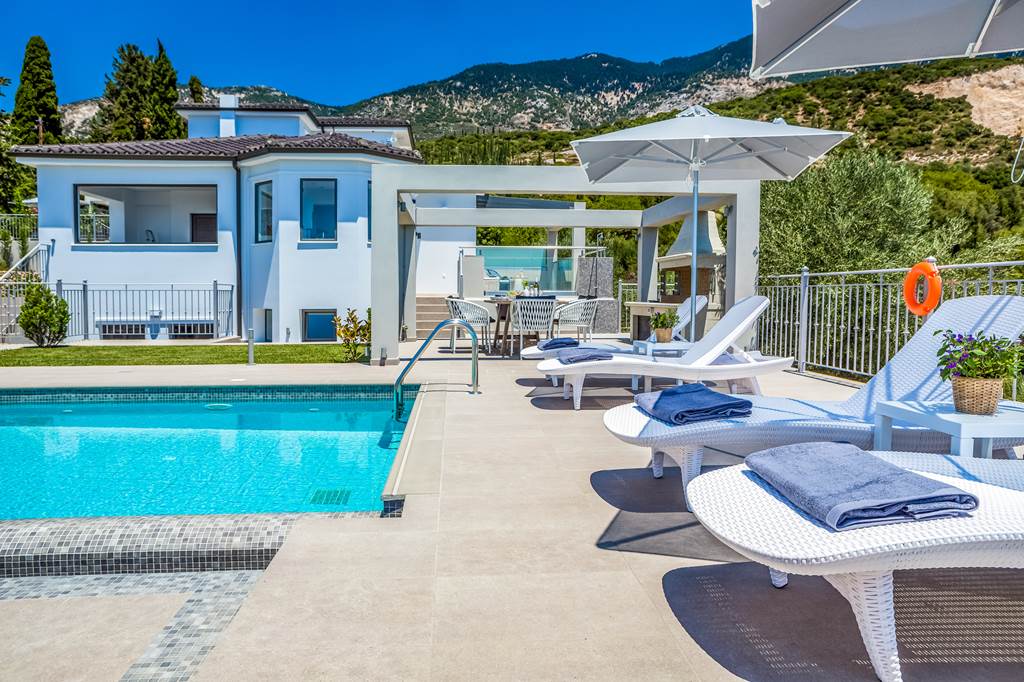 EFL_77158_Villa_Aris_0917_06.jpg