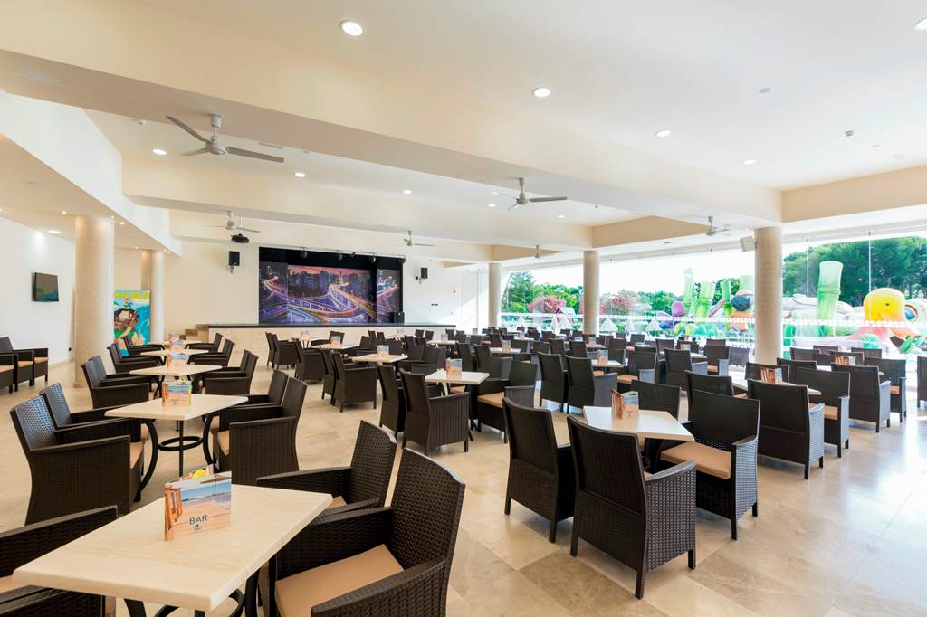 PMI_74702_Mar_Hotels_Playa_de_Muro_Suites_0322_01.jpg
