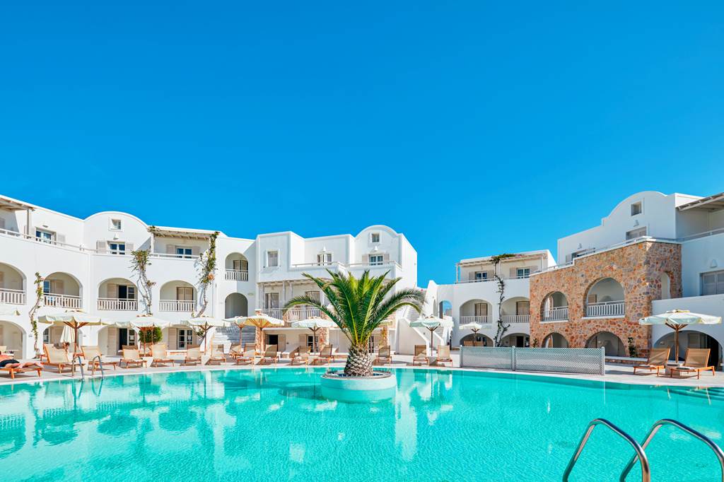 JTR_81449_Aegean_Plaza_1119_03.jpg