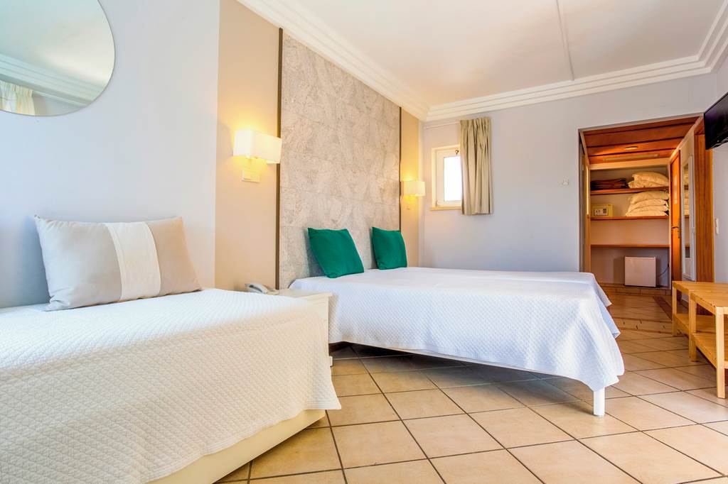 FAO_82860_Adriana_Beach_Club_Hotel_&_Resort_&_Zoomarine_Theme_Park_0321_35.jpg