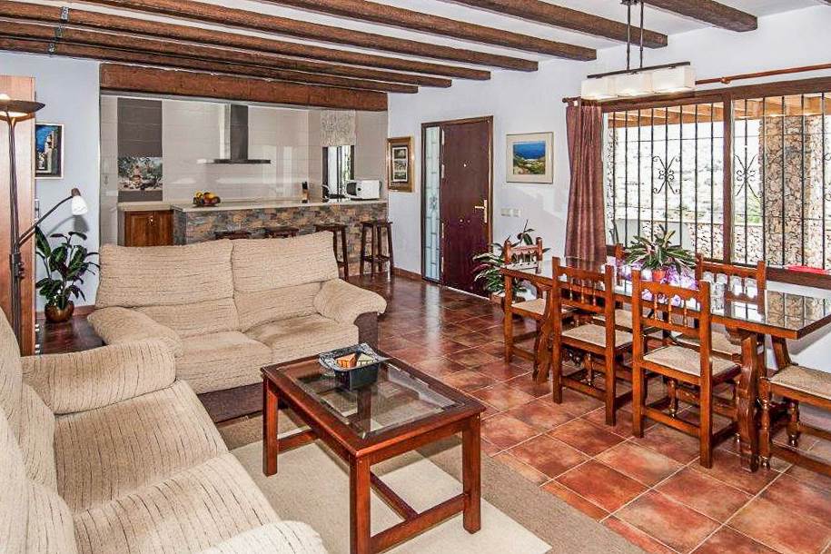 AGP_86756_Villa_Andrea_Nerja_1223_13.jpg