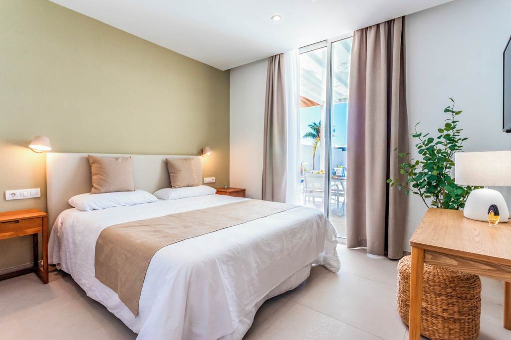 ACE_87728_Villa_Elegante_0624_05.jpg