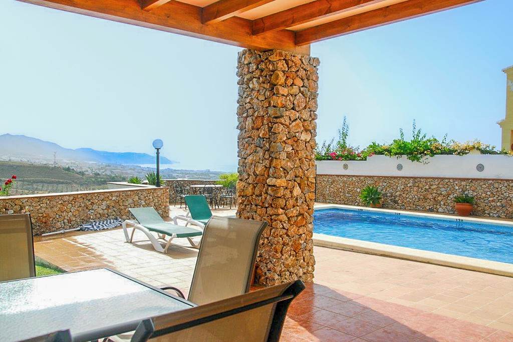 AGP_86756_Villa_Andrea_Nerja_1223_11.jpg