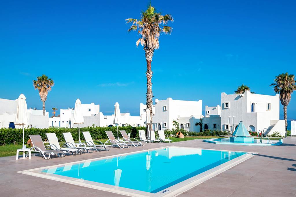 KGS_81717_Aeolos_Beach_Premium_Bungalows_0120_08.jpg