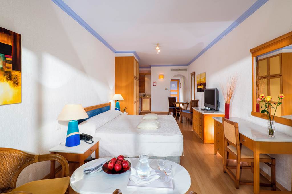 PFO_68782_Paphos_Gardens_Hote_and_Apartments_0924_08.jpg