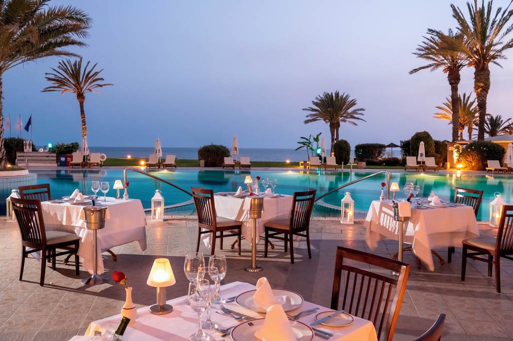 PFO_179_Constantinou_Bros_Athena_Beach_Hotel_0822_12.jpg