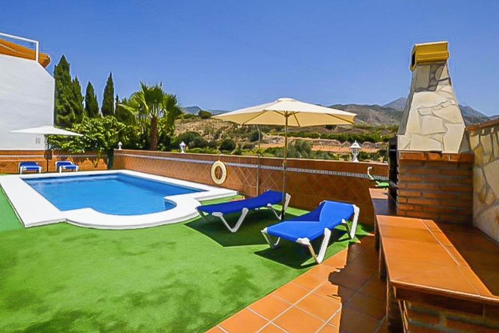 AGP_85954_Villa_Ana_Exotica_0823_03.jpg