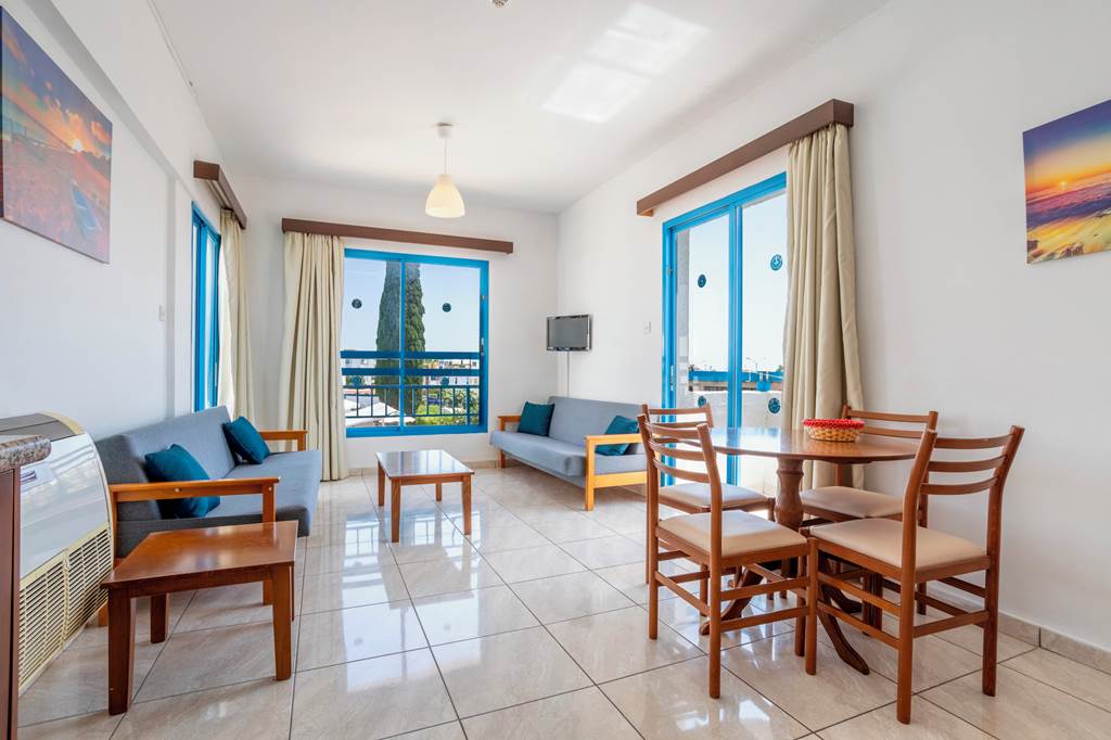 PFO_68787_Kefalonitis_Hotel_Apartments_0824_01.jpg
