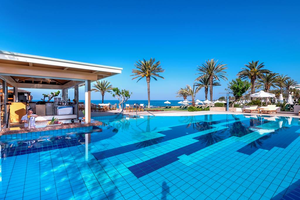 PFO_179_Constantinou_Bros_Athena_Beach_Hotel_0822_13.jpg