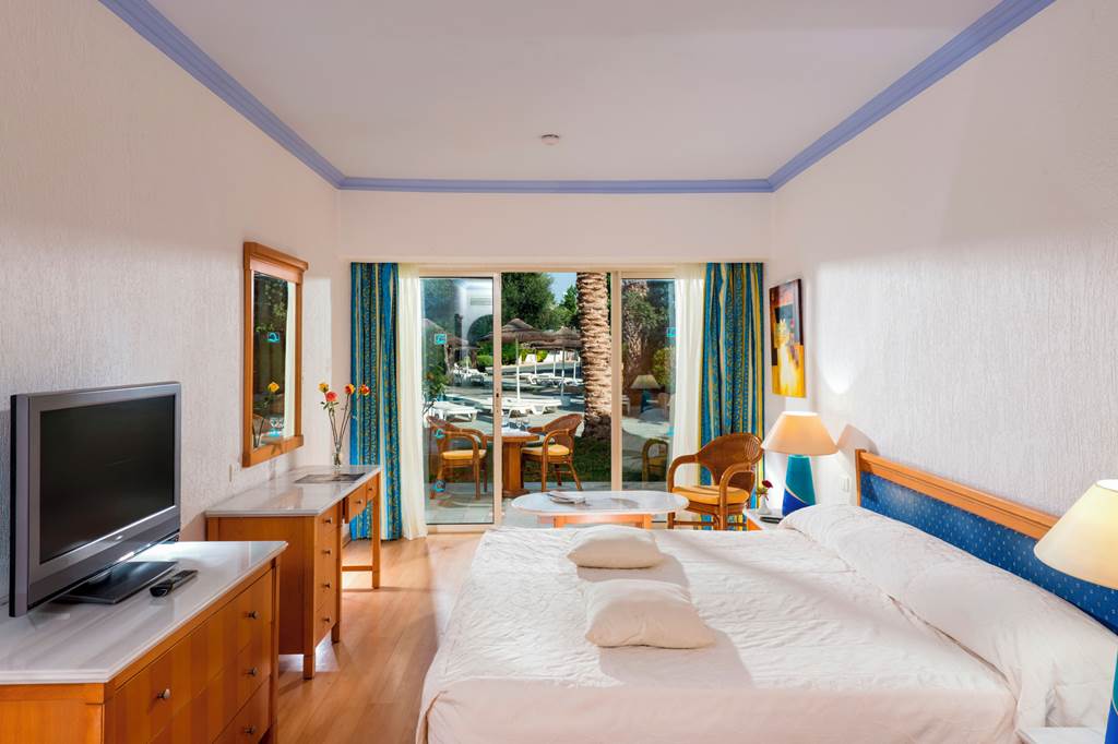 PFO_68782_Paphos_Gardens_Hote_and_Apartments_0924_10.jpg