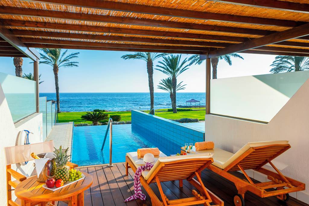 PFO_179_Constantinou_Bros_Athena_Beach_Hotel_0321_02.jpg