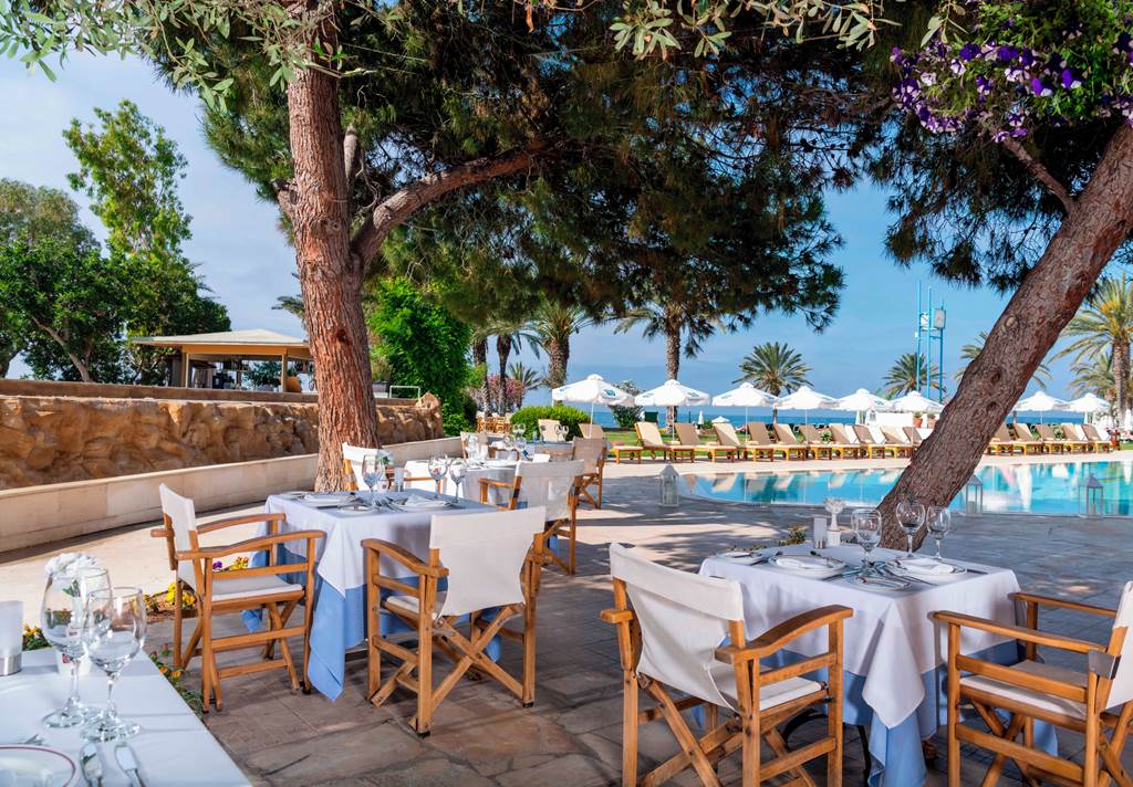 PFO_68704_Constantinou_Bros_Athena_Royal_Beach_Hotel_0822_04.jpg