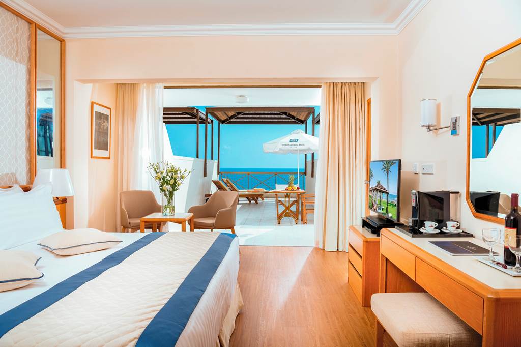 PFO_179_Constantinou_Bros_Athena_Beach_Hotel_0721_21.jpg