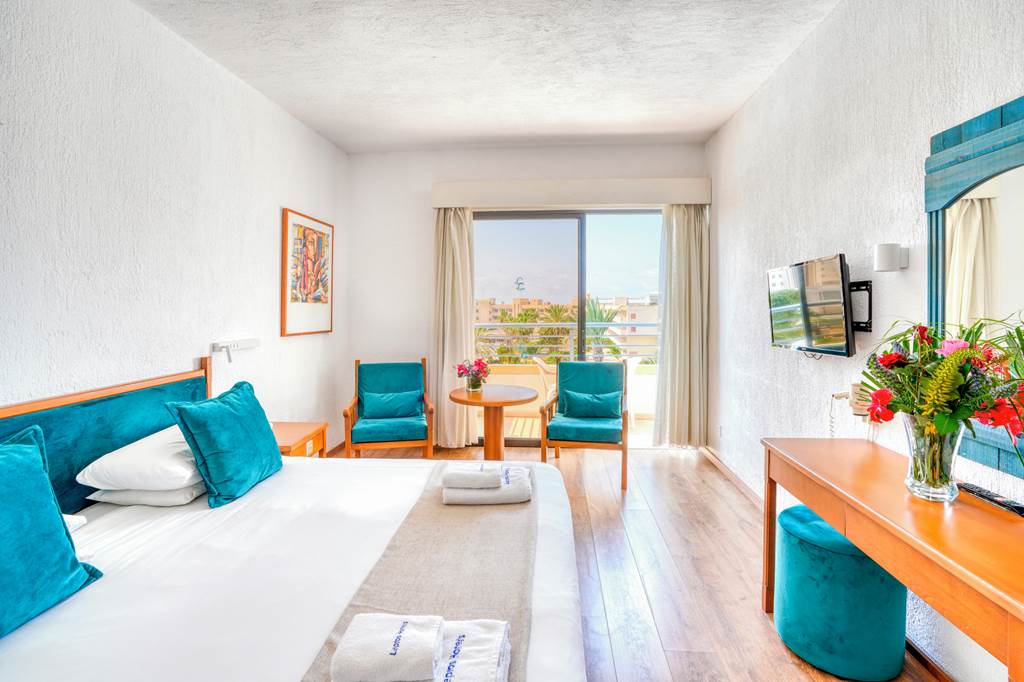 PFO_68782_Paphos_Gardens_Hote_and_Apartments_0924_16.jpg