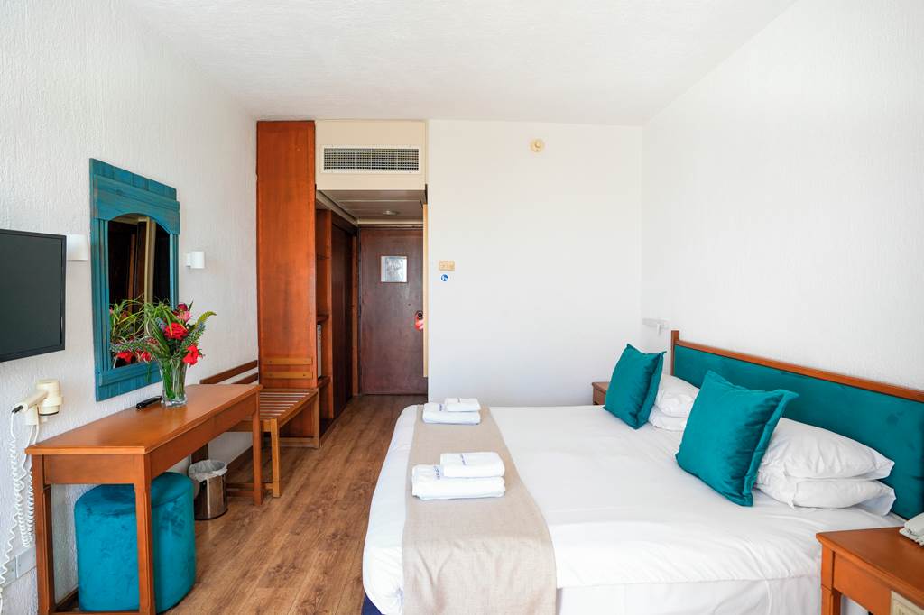PFO_68782_Paphos_Gardens_Hote_and_Apartments_0924_15.jpg