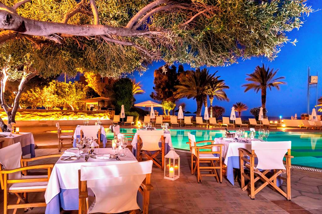 PFO_68704_Constantinou_Bros_Athena_Royal_Beach_Hotel_0724_03.jpg