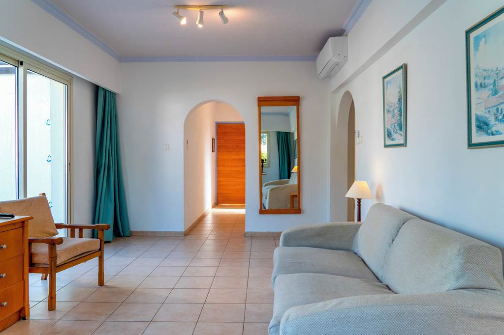 PFO_68782_Paphos_Gardens_Hote_and_Apartments_0924_17.jpg