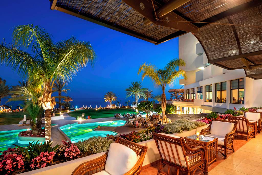 PFO_68704_Constantinou_Bros_Athena_Royal_Beach_Hotel_0822_08.jpg