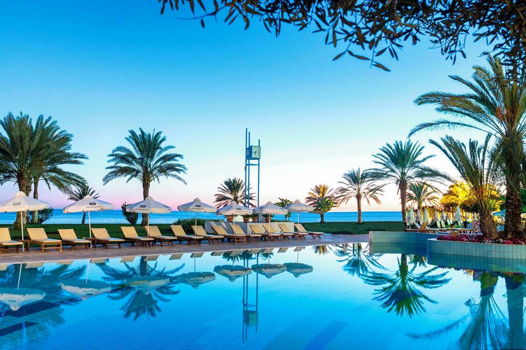 PFO_68704_Constantinou_Bros_Athena_Royal_Beach_Hotel_0119_15.jpg